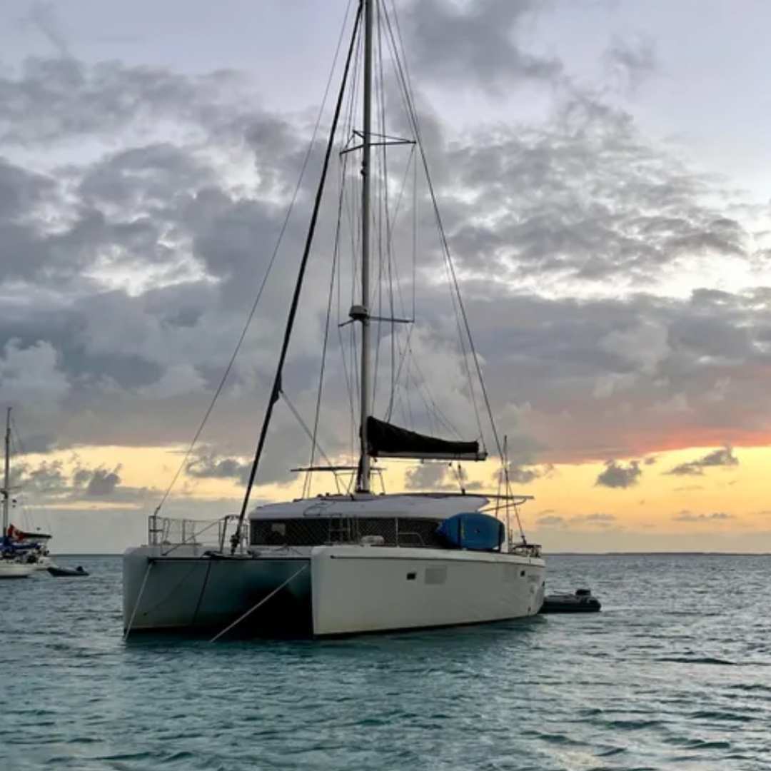 Catamaran Lagoon 39 - 12 m - 17 Guests
