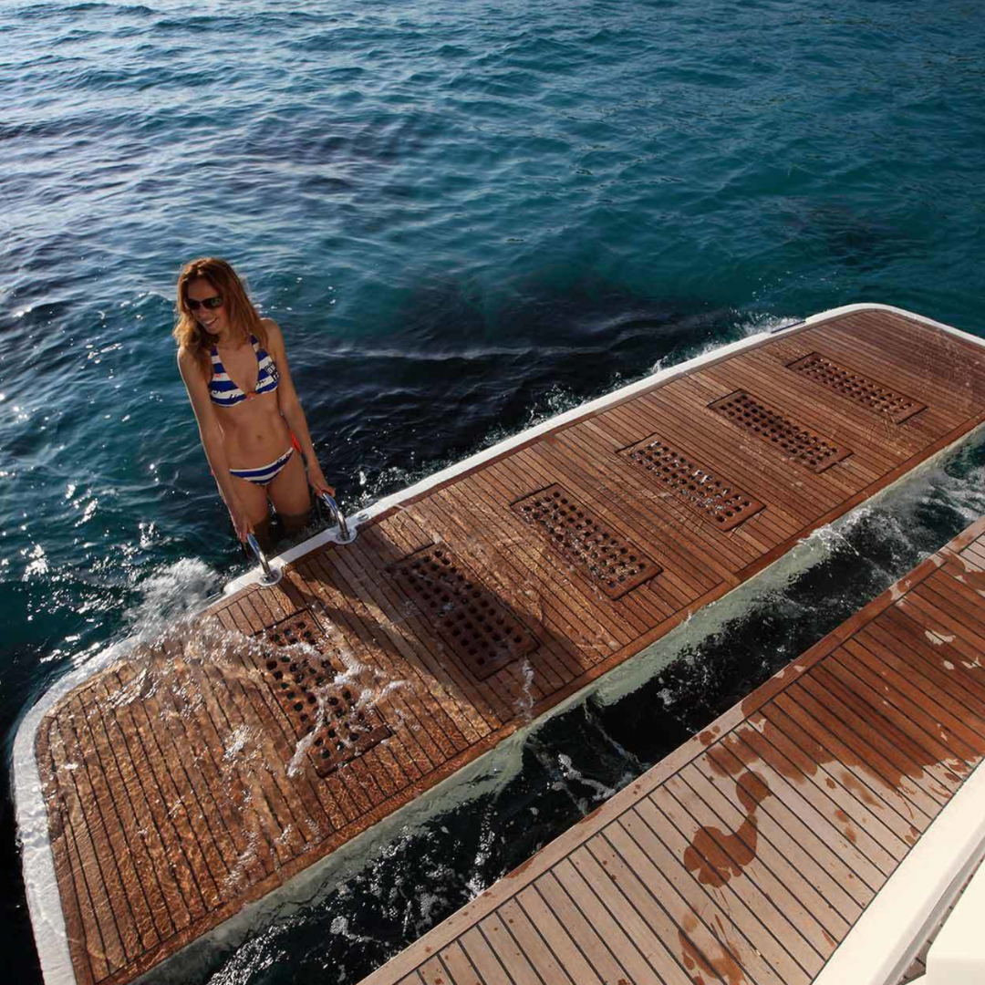 M/Y Prestige 550 FLY - 18 m - 3 Cabins - 12 Guests
