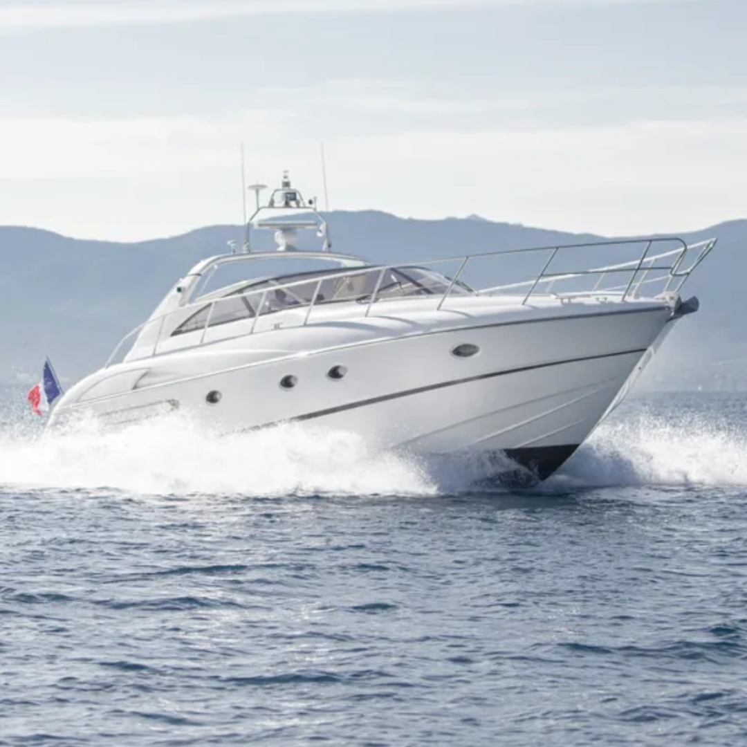 M/Y Princess V50 - 15,5 m - 2 Cabins - 10 Guests
