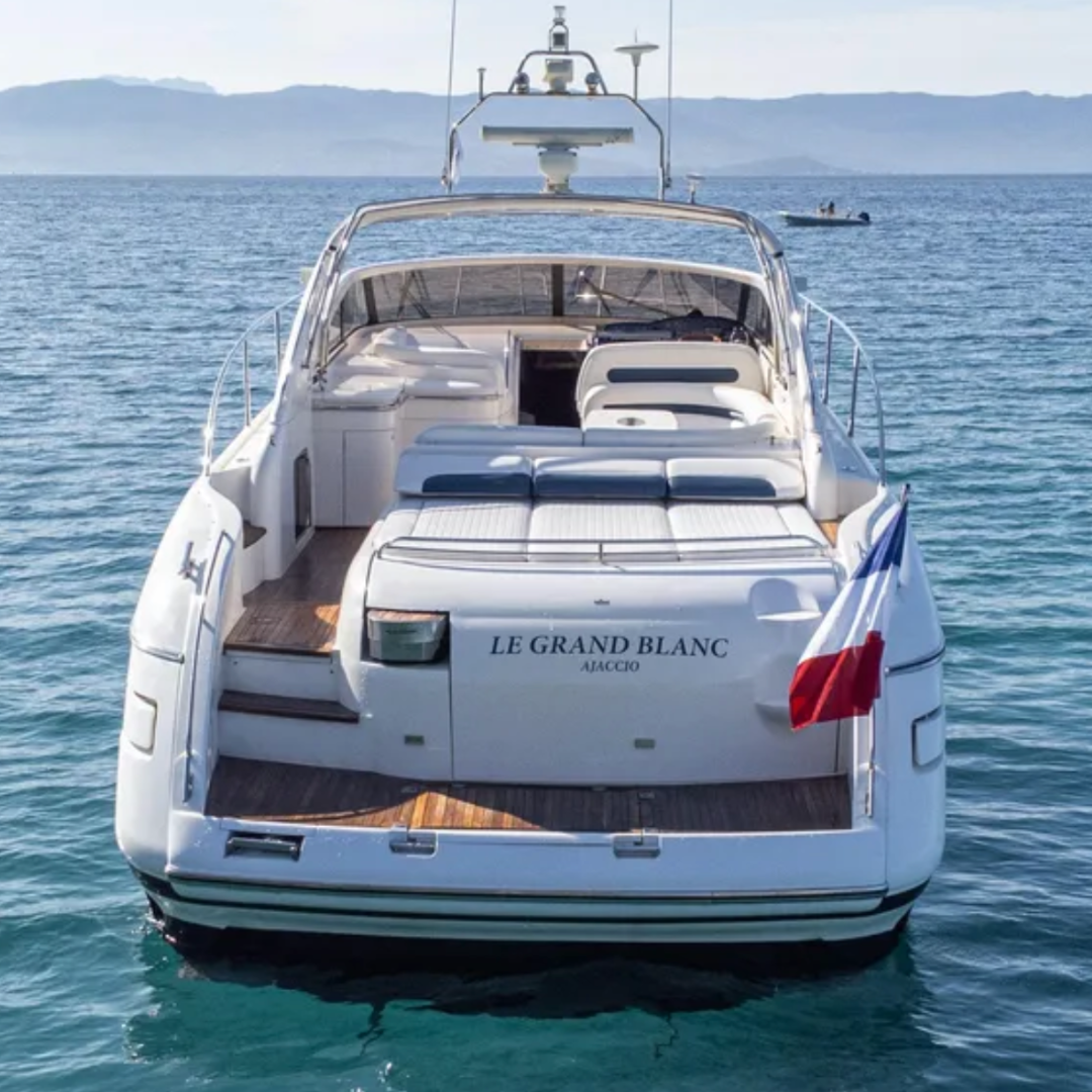 M/Y Princess V50 - 15,5 m - 2 Cabins - 10 Guests