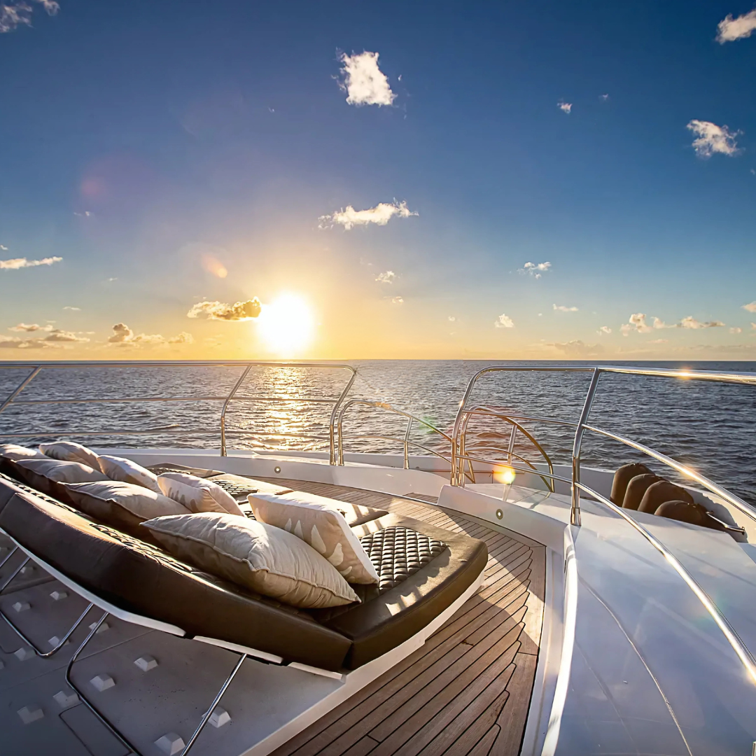 M/Y SUNSEEKER 114 - 33,05 m - 11 Guests - 5 Cabins - 7 Crews