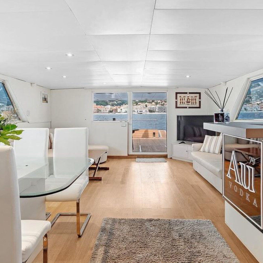 M/Y Zaffiro - 23,6 m - 4 Cabins - 40 Guests