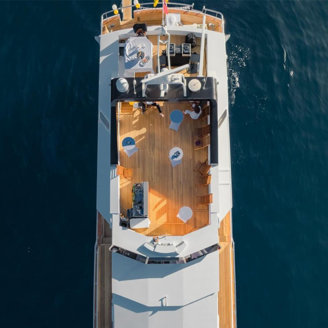 M/Y Zaffiro - 23,6 m - 4 Cabins - 40 Guests