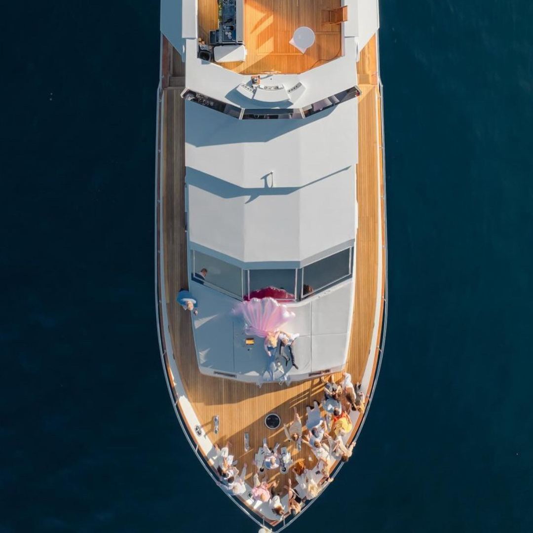 M/Y Zaffiro - 23,6 m - 4 Cabins - 40 Guests