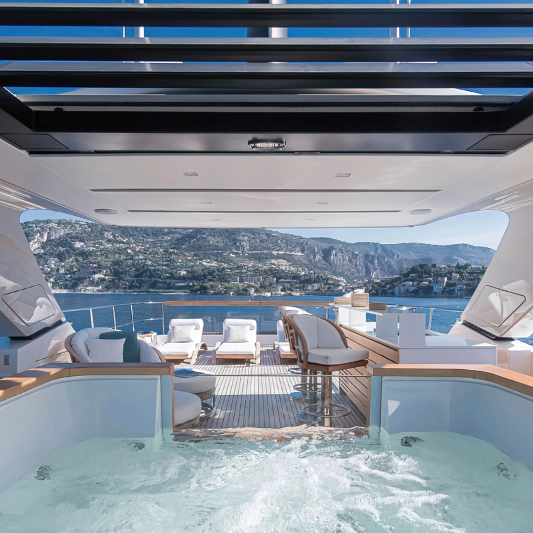 M/Y PREMURA - 37,95 м - 10 гостей - 5 кают - 7 членов экипажа