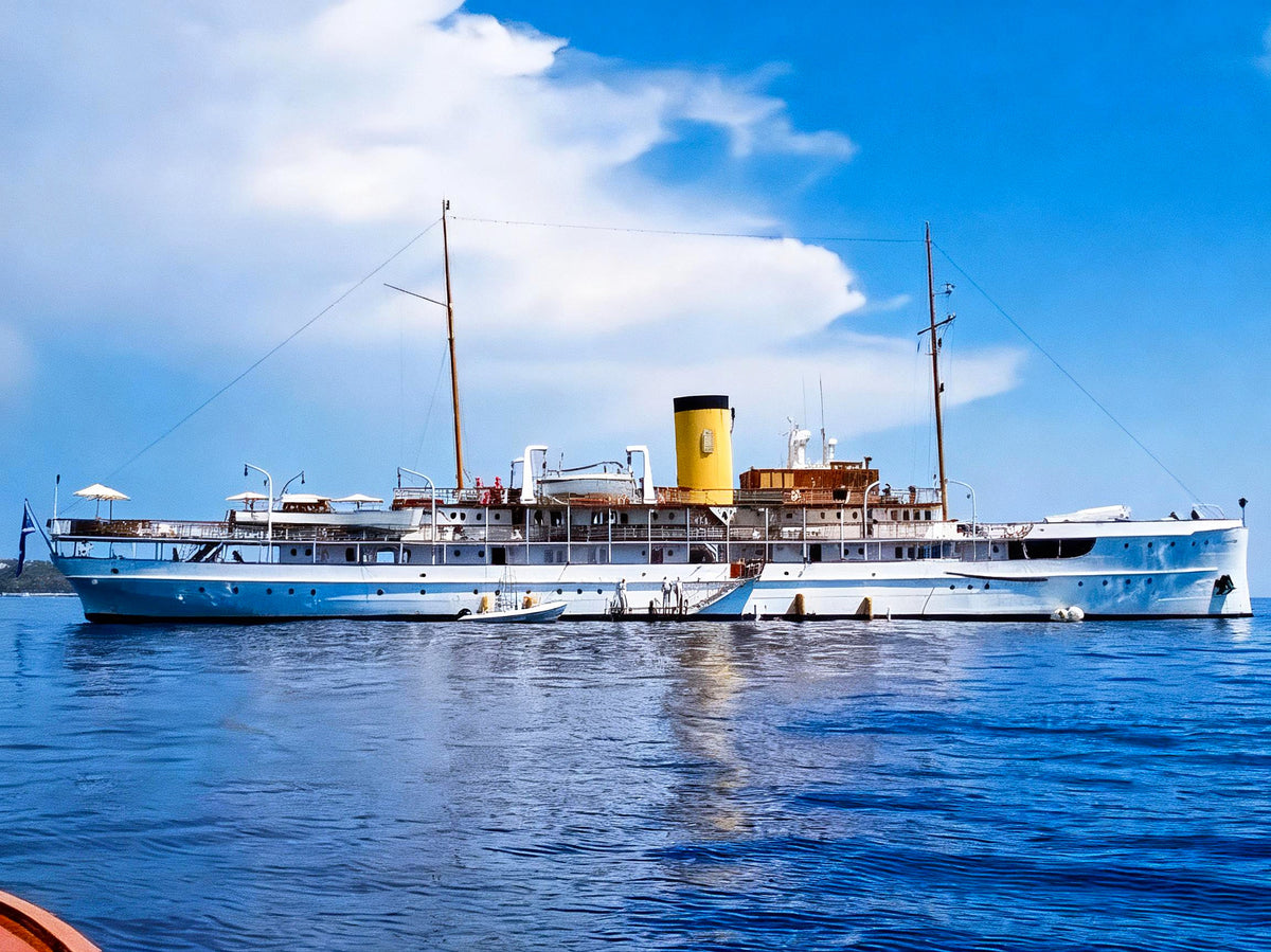 SS Delphine Yacht Legend - 78,57m - 13 Cabins - 24 Crew